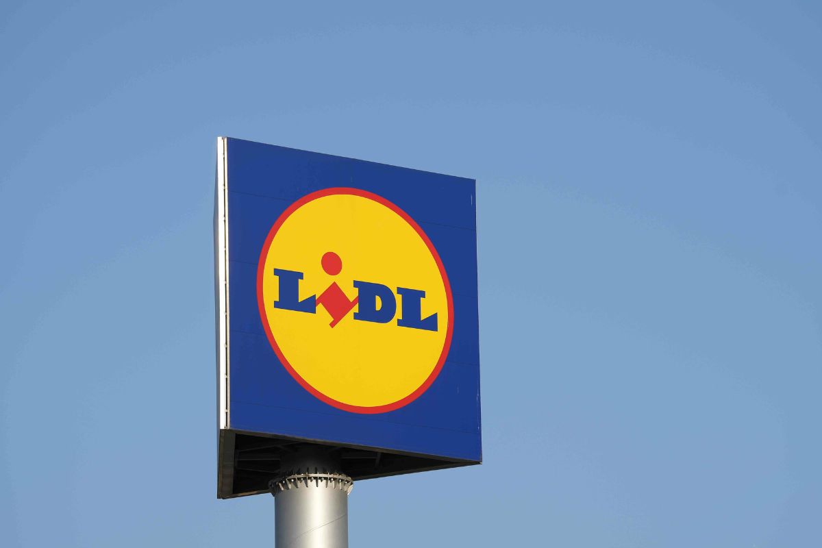 Il barbecue da tavolo GRILLMEISTER è da Lidl