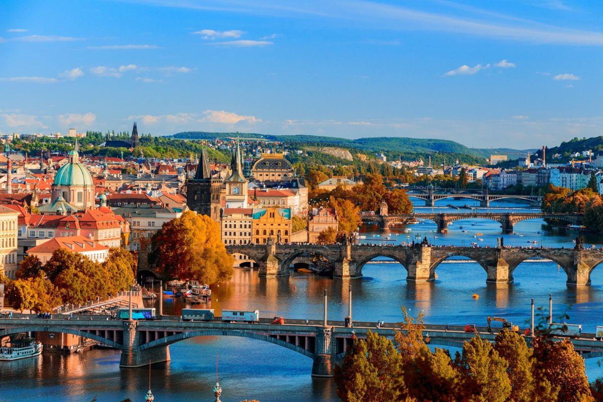 Praga: cultura, parchi e birra fredda perfetti per chi parte adesso
