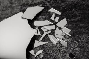 Specchio rotto? Riutilizza i pezzi