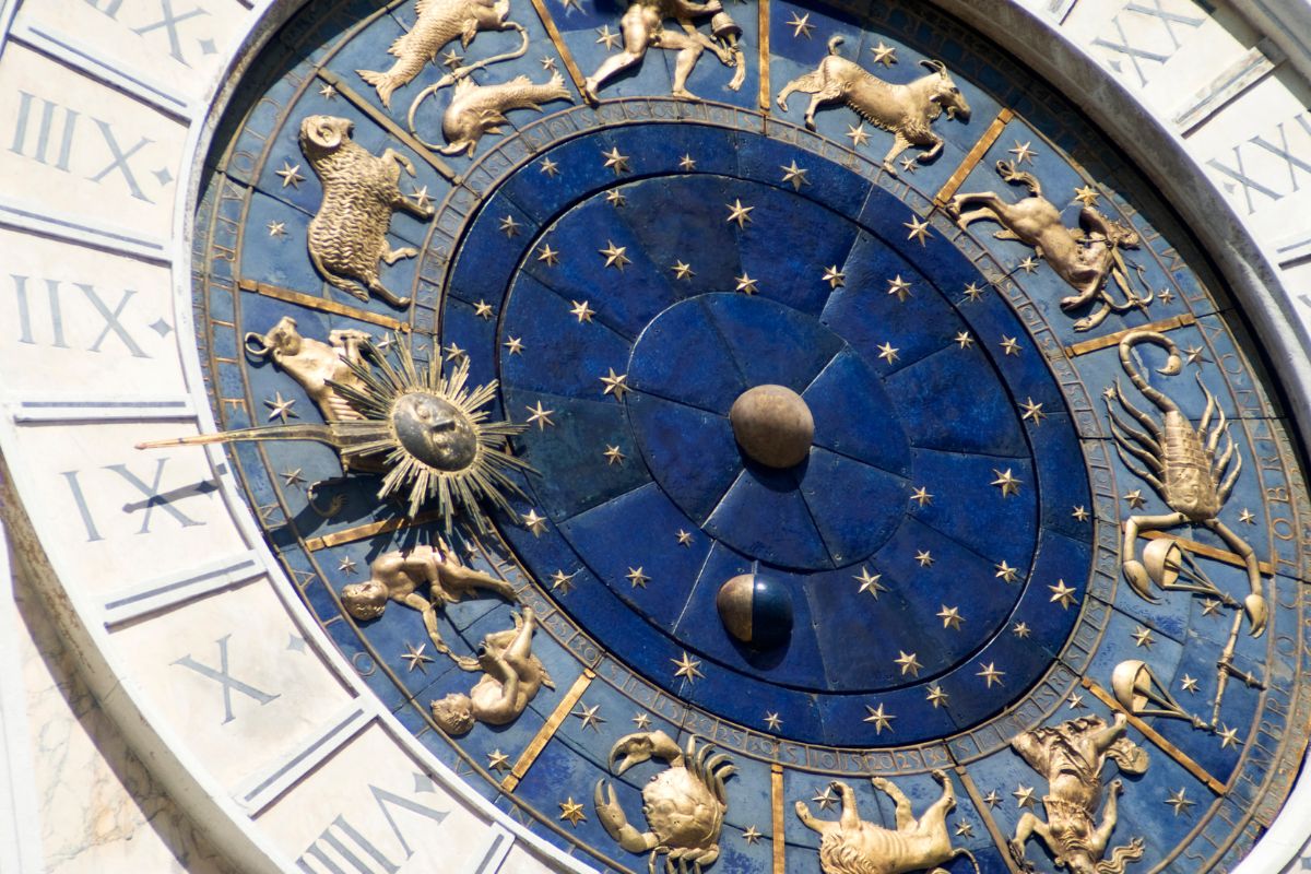 Luglio e segni d’acqua: il mese in cui sentimenti e casa si intrecciano