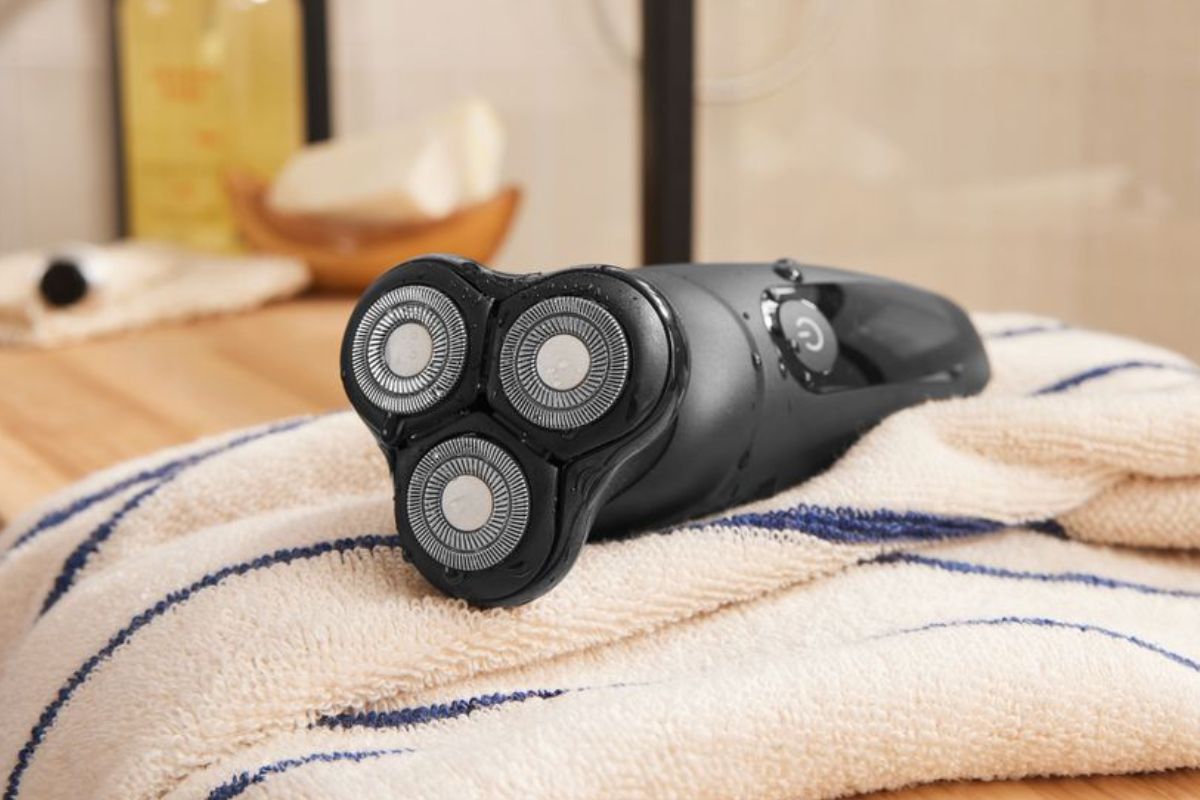 LIDL: il rasoio a lamina rotante Cien Beauty a 12,99€, perfetto per l’estate