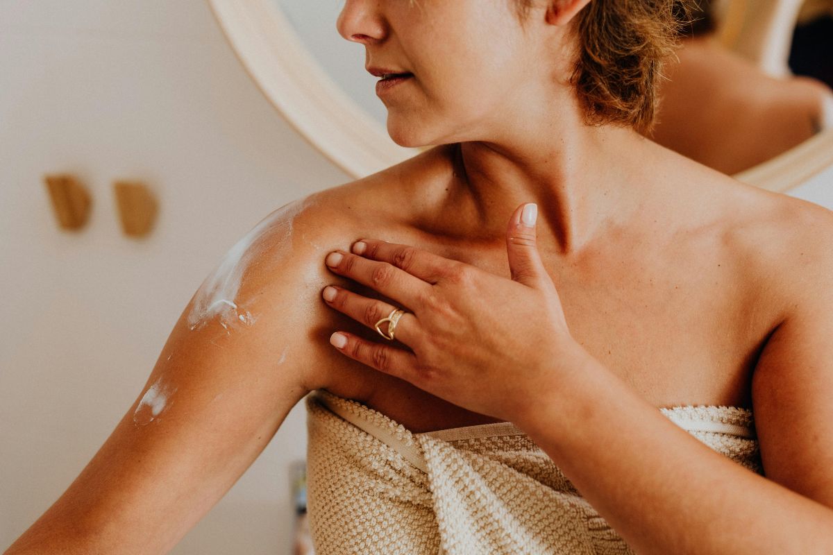 Benessere in agosto: 5 modi per coccolare la pelle dopo il sole