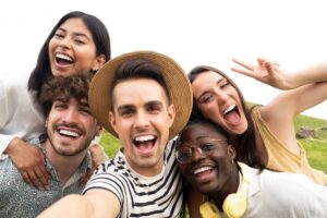 Amicizia e astrologia: i segni che vanno più d’accordo tra loro